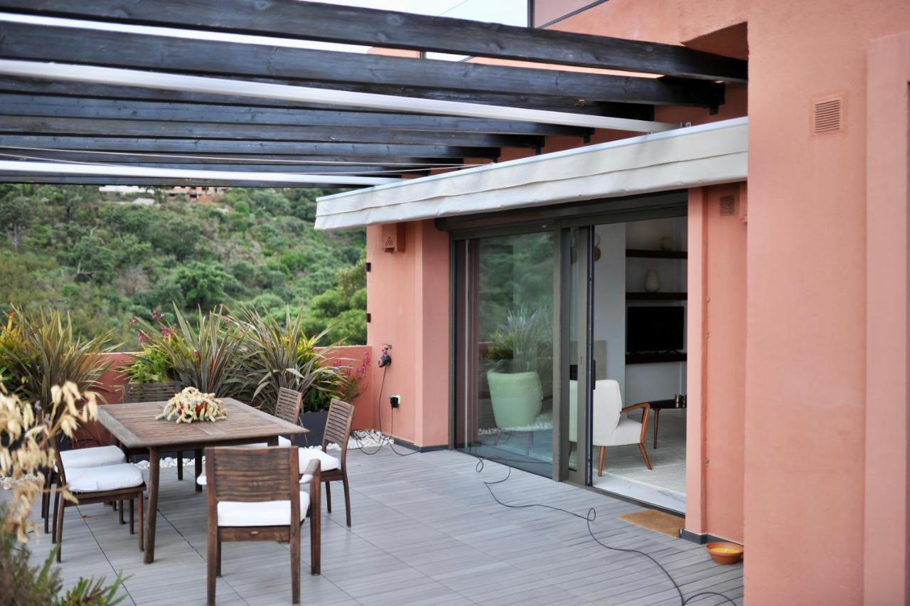 Bright Apartment In The Hills Of Elviria Malaga Exterior photo