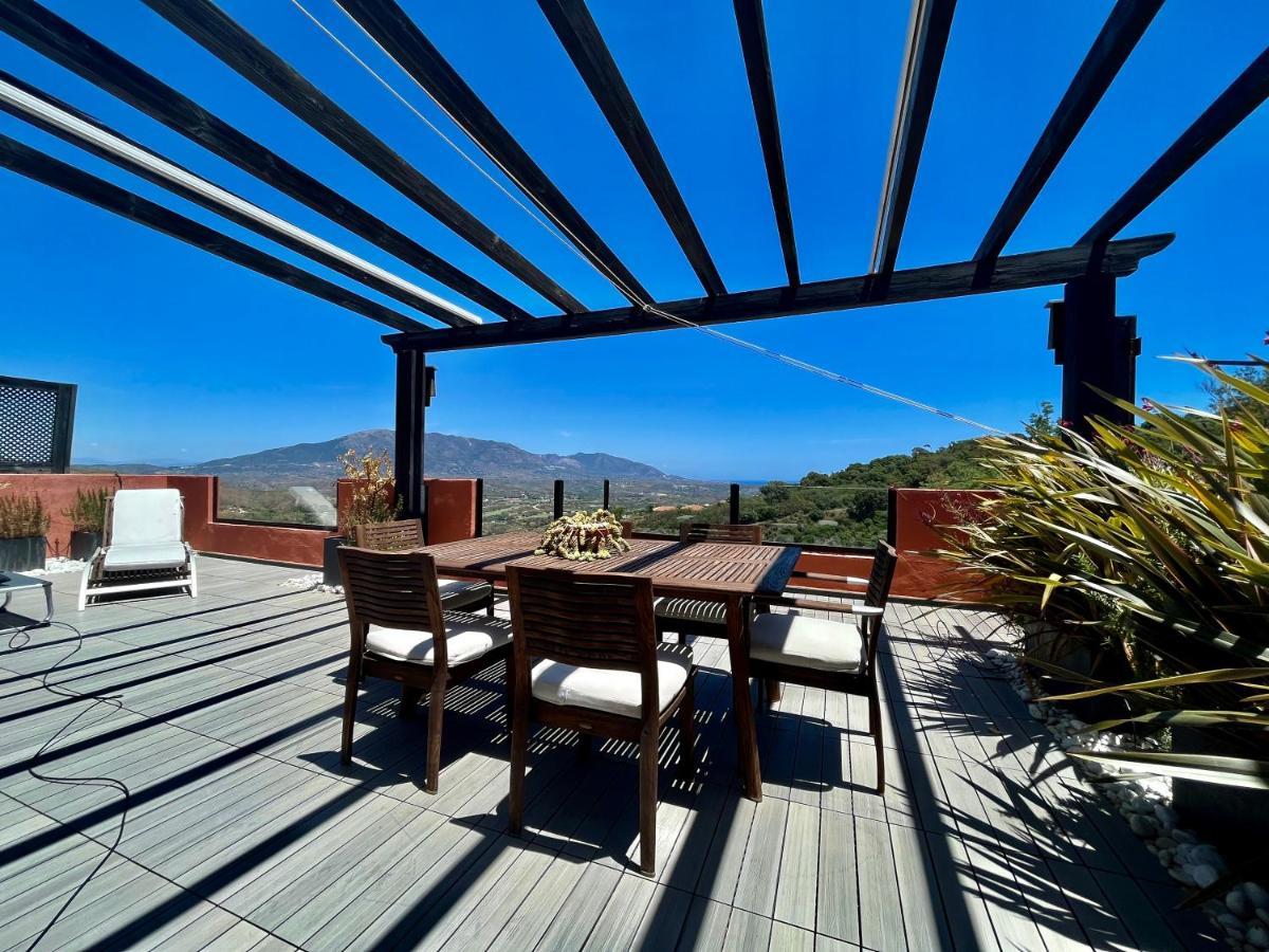 Bright Apartment In The Hills Of Elviria Malaga Exterior photo